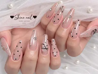 ネイル サイナ🎀 長さだし&デザインのネイルデザイン
