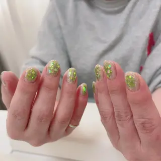 ネイル mano nella manoのネイルデザイン