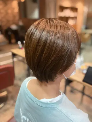 ショート カラー ERIKO Tのヘアスタイル