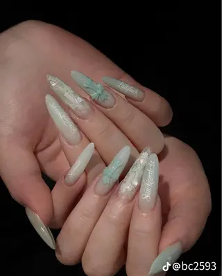 ネイル Hy nailsのネイルデザイン