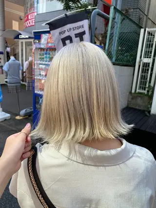 ミディアム 🤍ムラ修正ブリーチ 🤍原宿/YUUのヘアスタイル