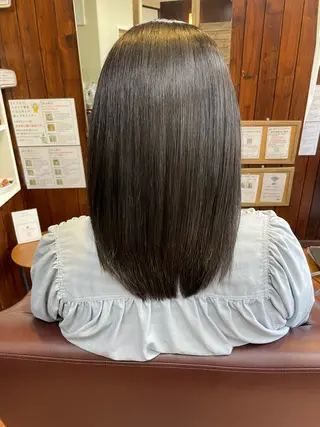 セミロング (髪質改善NAOS) EMIのヘアスタイル