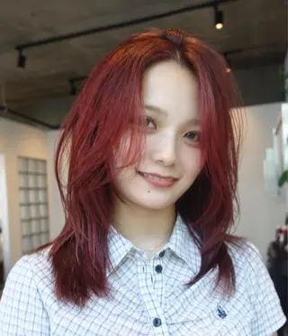 ミディアム カラー 池田 早希のヘアスタイル