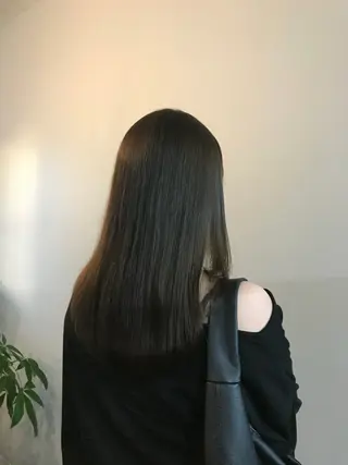 カラー voler / sakiのヘアスタイル