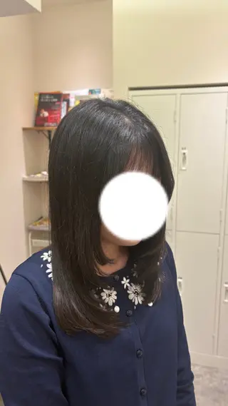 セミロング MAHAE 中司のヘアスタイル
