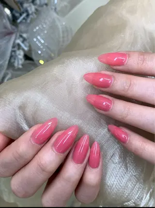 ネイル 瞳 ネイルサロン😊のネイルデザイン