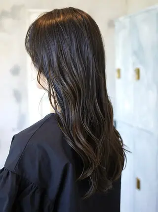 ロング カラー ストレート/レイヤー カットyuseiのヘアスタイル