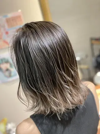 ミディアム カラー ハイトーン得意😍 Lumiereのヘアスタイル
