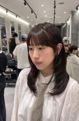 ロング 神戸レイヤーカット 顔周り／骨格診断のヘアスタイル