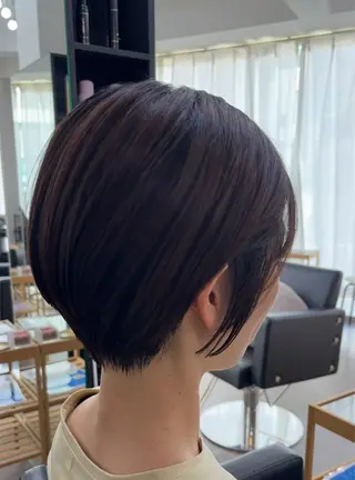 ショート 川元 春奈のヘアスタイル