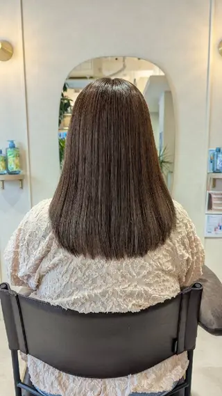 ミディアム カラー いずみ こずえのヘアスタイル