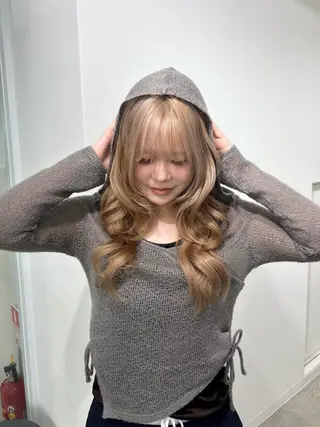 ロング カラー 韓国レイヤー 柔らかカラーRinoのヘアスタイル
