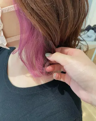 ミディアム カラー パーマ ヘアアレンジ メンズ キッズ ネイル マツエク・マツパ 🫧垢抜けヘア🫧 SHIORIのヘアスタイル