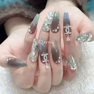 ネイル Queens 榊 まおのネイルデザイン