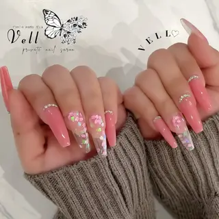 ネイル ネイルサロン Vellのネイルデザイン