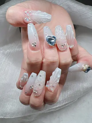 ネイル Lee Nails チップ長さだし専門店のネイルデザイン