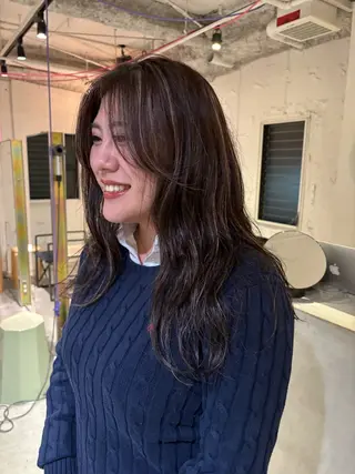 セミロング カラー Iwai sのヘアスタイル