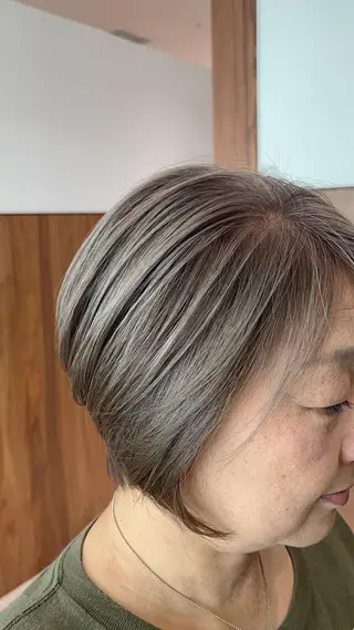 カラー 脱白髪染め setsucoのヘアスタイル