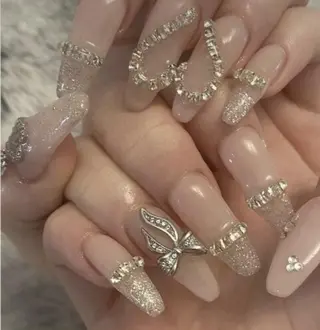 ネイル ネイリストヨ ヨのネイルデザイン