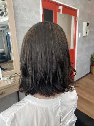 ミディアム ＳＨＩ ＺＵのヘアスタイル