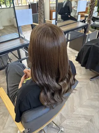 カラー 江原 帆香のヘアスタイル