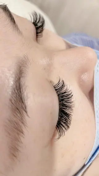 マツエク・マツパ リン リンのネイルデザイン