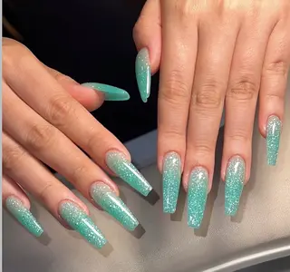 ネイル Noél_ Rikiのネイルデザイン