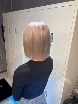 カラー ミディアム 地雷系🎀ハイトーン 💙荒川結星のヘアスタイル