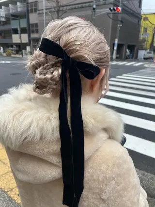ヘアアレンジ 🐩透明感ミルクティ ーピンクニイナ🐩のヘアスタイル