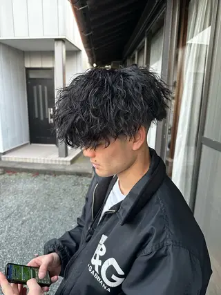 ショート パーマ TELA HAIR 副代表RIKUのヘアスタイル