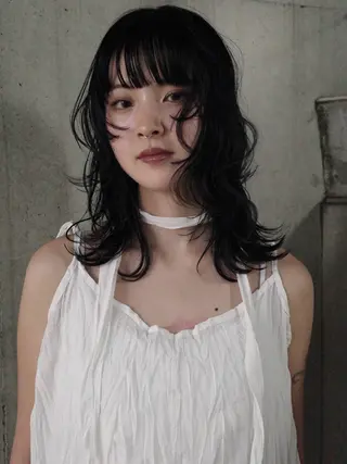 ミディアム 田中 里奈のヘアスタイル