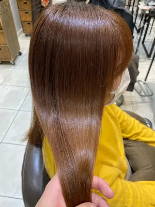 セミロング 美髪矯正透明感カラー 江川 和輝のヘアスタイル