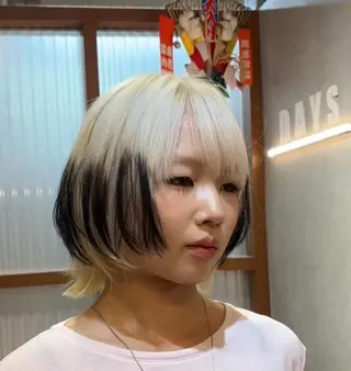 ショート カラー 🌈山口摩七斗 /レイヤー/ブリーチのヘアスタイル