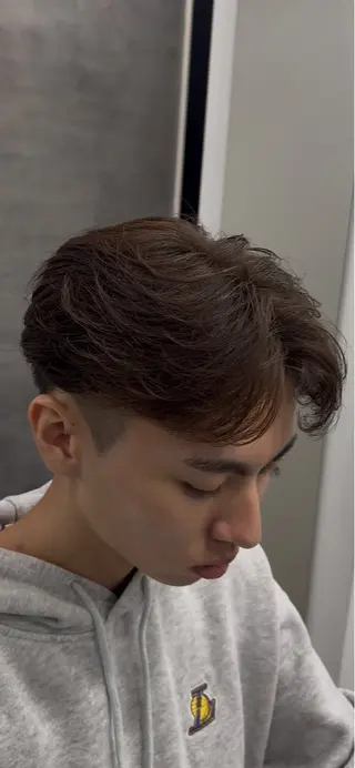 パーマ メンズ メンズヘア カット、パーマ特化のヘアスタイル