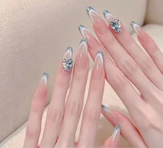 ネイル D-BEAUTY Nailsalonのネイルデザイン