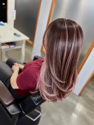 ロング カラー Style Tのヘアスタイル