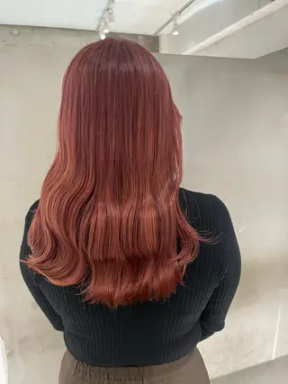 ミディアム カラー カジュアルを女っぽく 𝗮𝘆𝗮𝗰𝗼のヘアスタイル