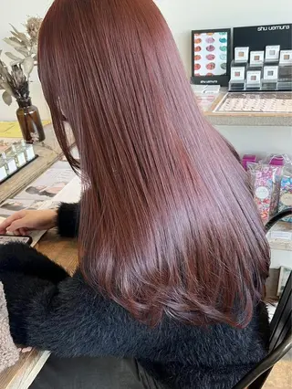 ロング カラー 岸下 理緒のヘアスタイル