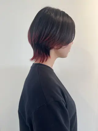 ショート カラー 佐藤 凜のヘアスタイル
