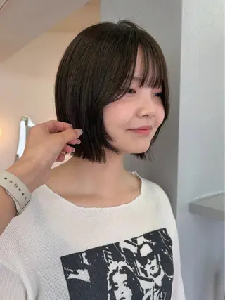 ショート カラー 駒場 まといのヘアスタイル