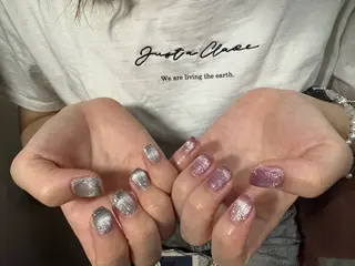 ネイル LAVISH 大和店 emi・:*+のネイルデザイン