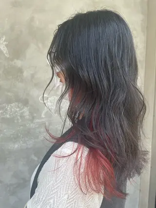 ロング カラー 飯塚 七海のヘアスタイル