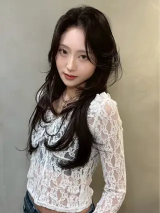 ロング ヘアアレンジ 大宮ブリーチ縮毛⭕️ 暗髪レイヤーしょうまのヘアスタイル