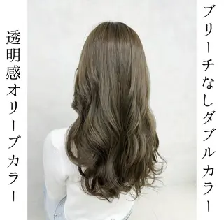 カラー ロング 大人レイヤー& 透明感カラー💄のヘアスタイル