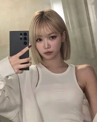 ショート 🎀ハイトーン/ 透明感カラー/翼🎀のヘアスタイル