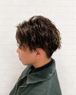 ショート パーマ メンズ 小沼 正悟のヘアスタイル