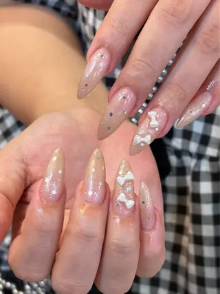 ネイル FLORANZ 🫧AIRI🫧のネイルデザイン