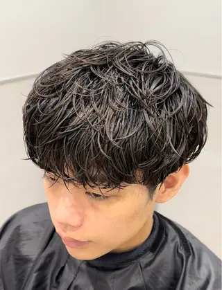 パーマ メンズ 曲がる縮毛矯正/メン ズカット髪質改善のヘアスタイル
