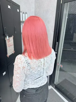ミディアム カラー 🌺ハイトーン🌺 矢葺 なぎさ🌺🌺のヘアスタイル
