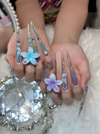 ネイル Eli Muse 新宿ネイルのネイルデザイン